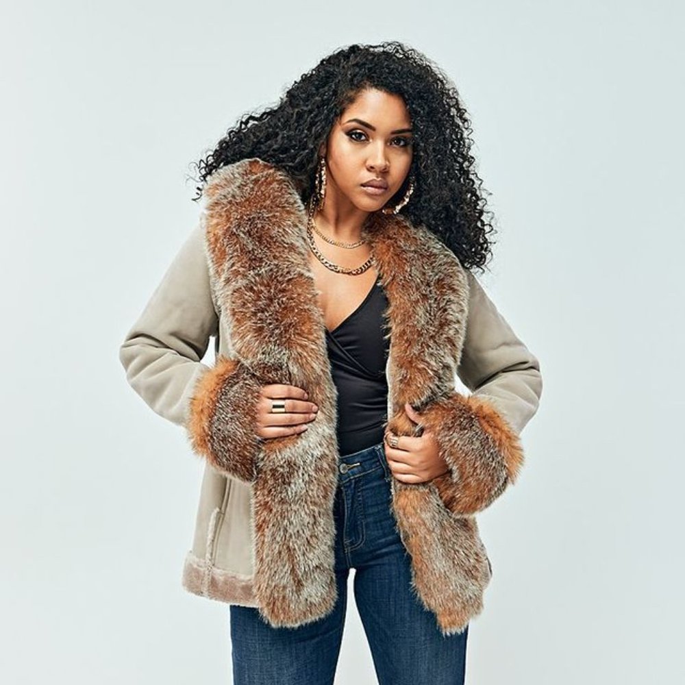 NWOT Women's Aspen Shearling Jacket